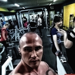 Пара ищет милую девушку для встреч Пара ищет милую девушку для встреч