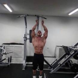 Пара ищет милую девушку для встреч Пара ищет милую девушку для встреч