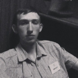 Ищу простую девушку из а